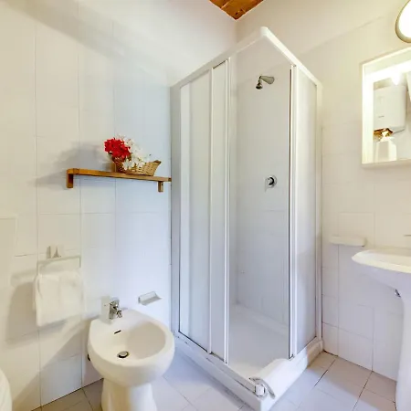 Holiday home Serene Farmhouse In Montescudaio With Skiing Nearby